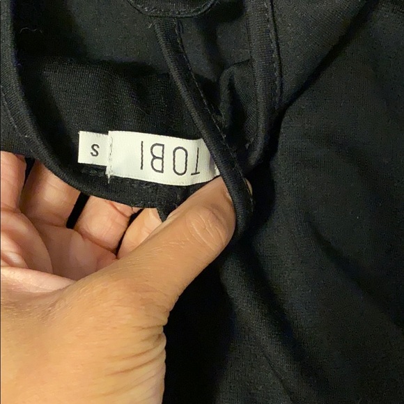 Tobi black dress with cut out - Picture 3 of 3